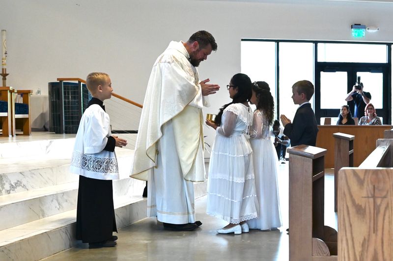 2025-04-05-first-communion-mass-0429.jpg