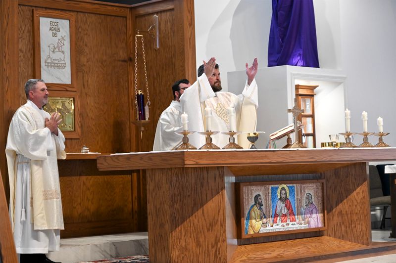 2025-04-05-first-communion-mass-0436.jpg