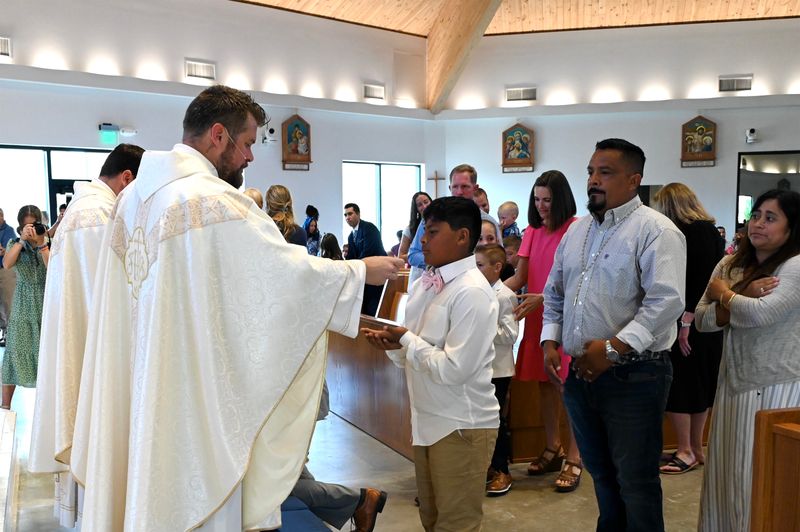 2025-04-05-first-communion-mass-0471.jpg
