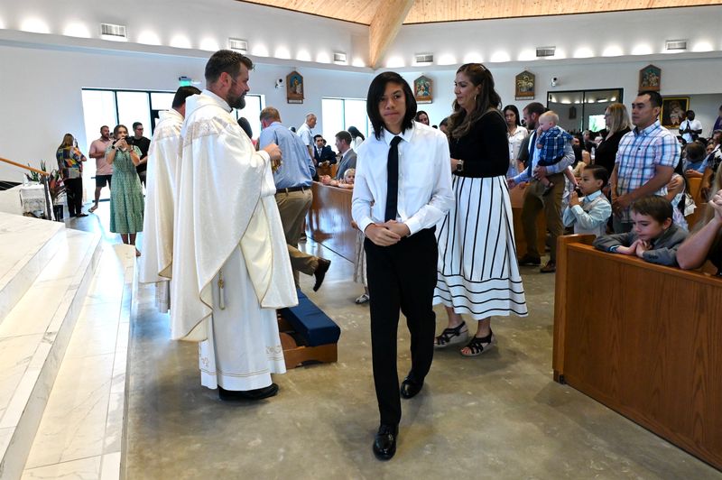 2025-04-05-first-communion-mass-0483.jpg