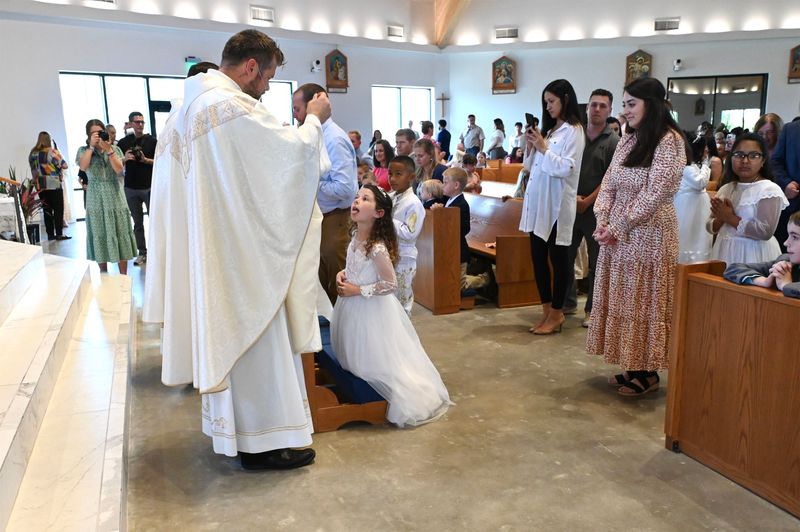 2025-04-05-first-communion-mass-0494.jpg
