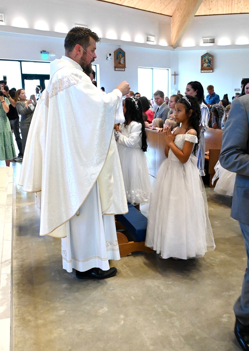 2025-04-05-first-communion-mass-0524.jpg