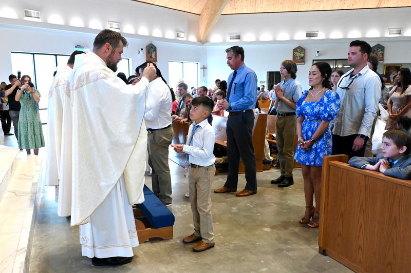 2025-04-05-first-communion-mass-0559.jpg