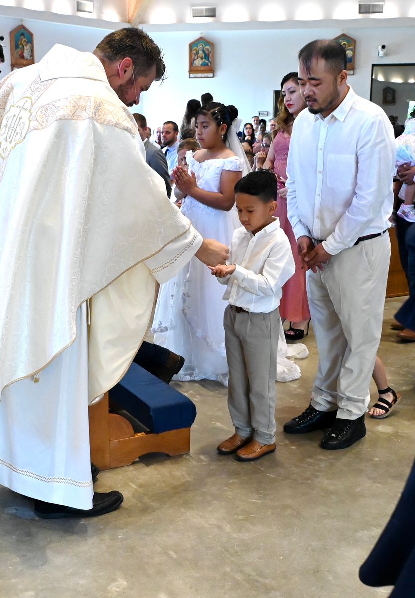 2025-04-05-first-communion-mass-0582.jpg