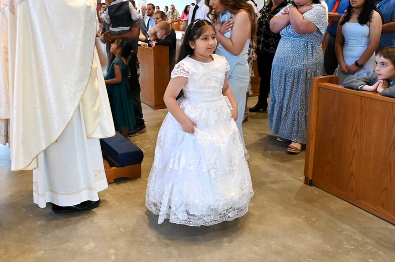 2025-04-05-first-communion-mass-0600.jpg