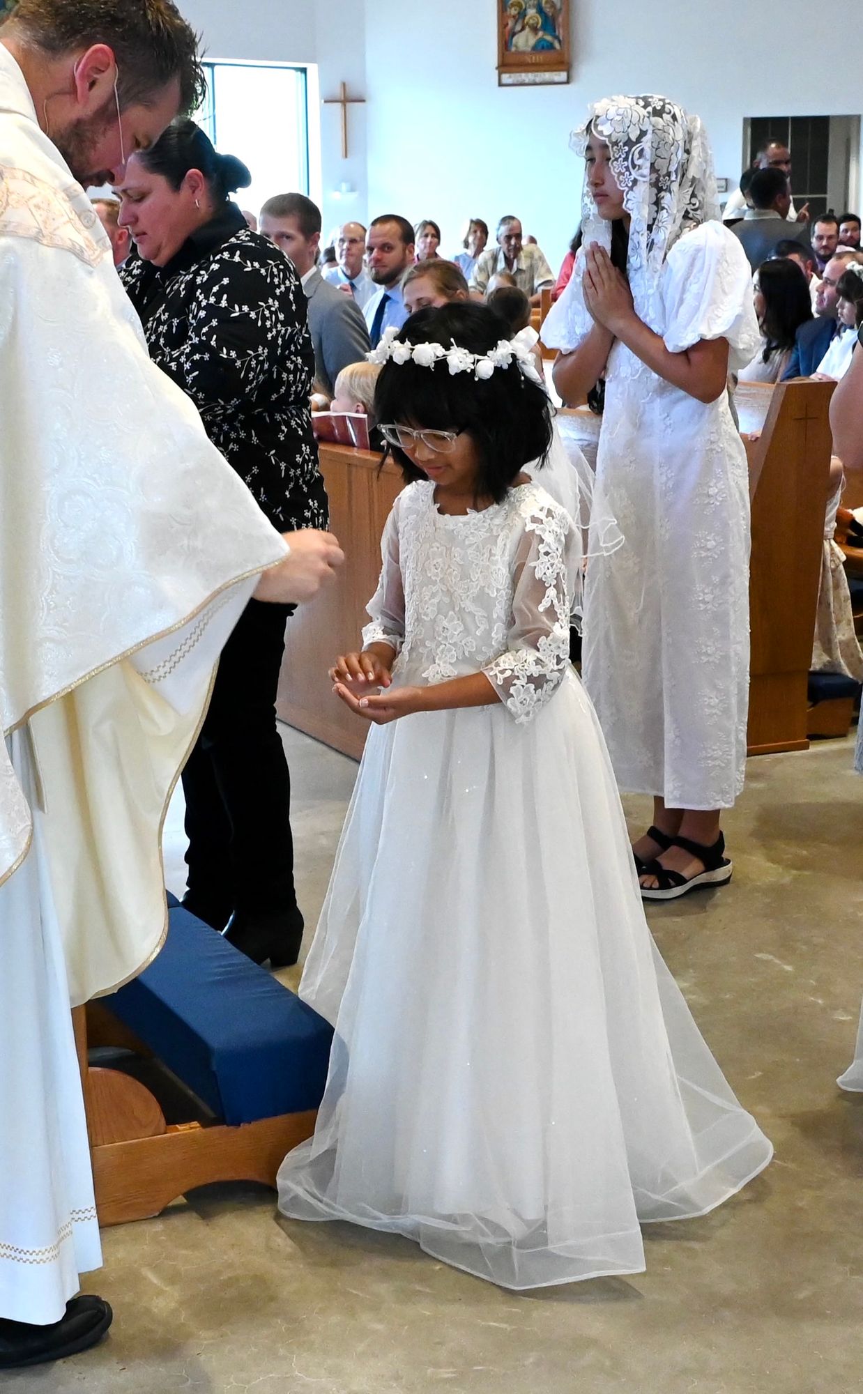 2025-04-05-first-communion-mass-0609.jpg