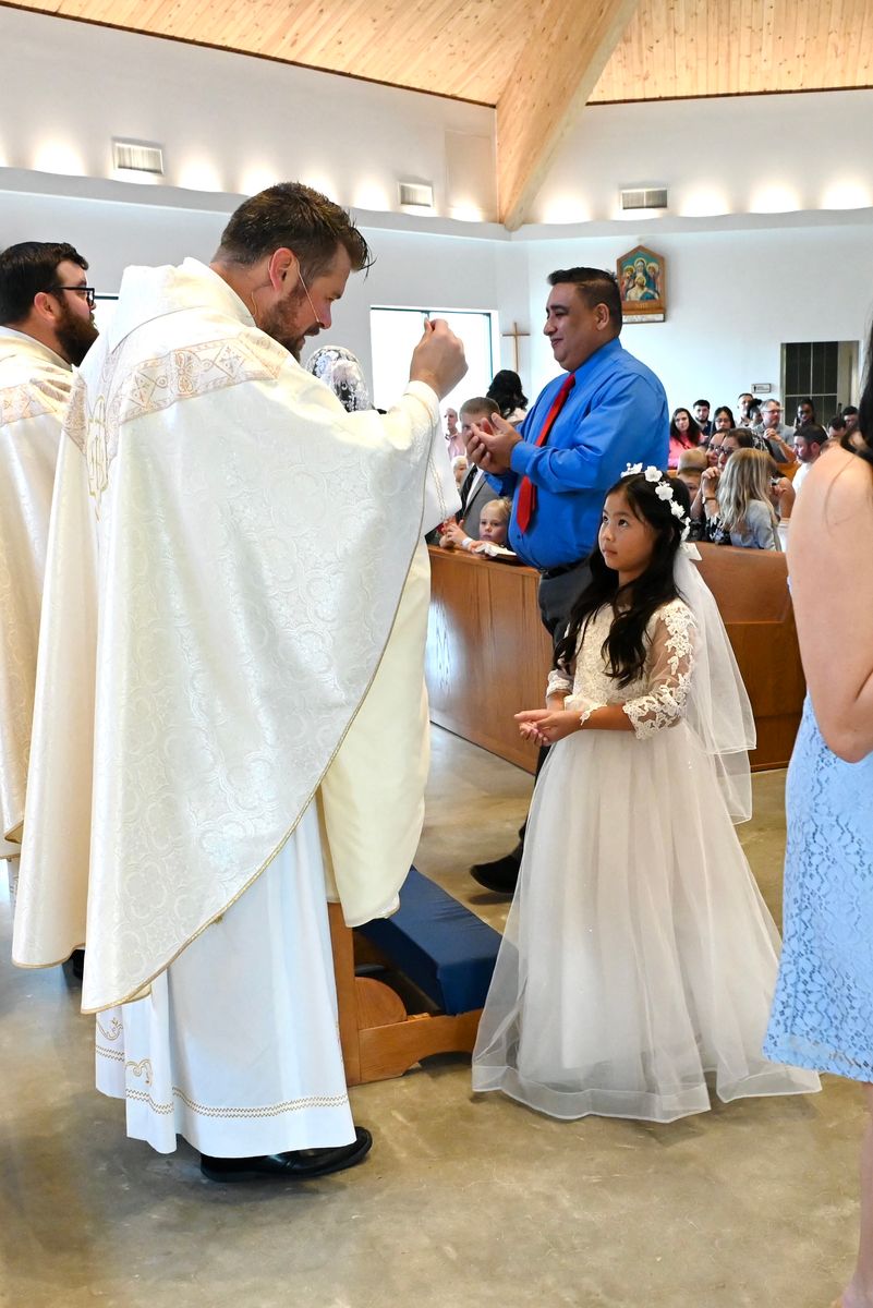 2025-04-05-first-communion-mass-0611.jpg