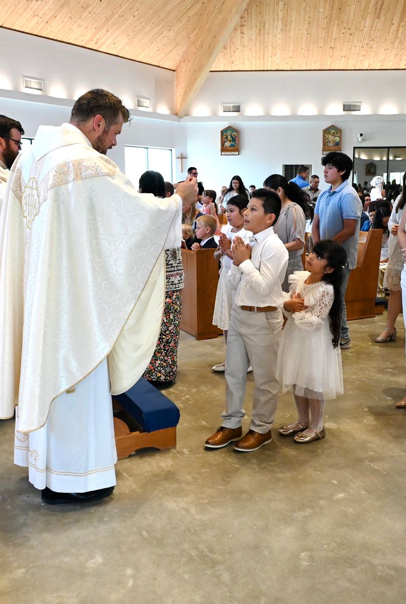 2025-04-05-first-communion-mass-0626.jpg