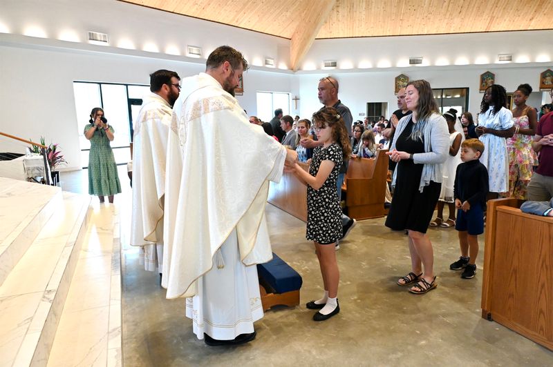 2025-04-05-first-communion-mass-0662.jpg