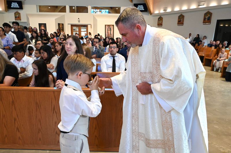 2025-04-05-first-communion-mass-0678.jpg
