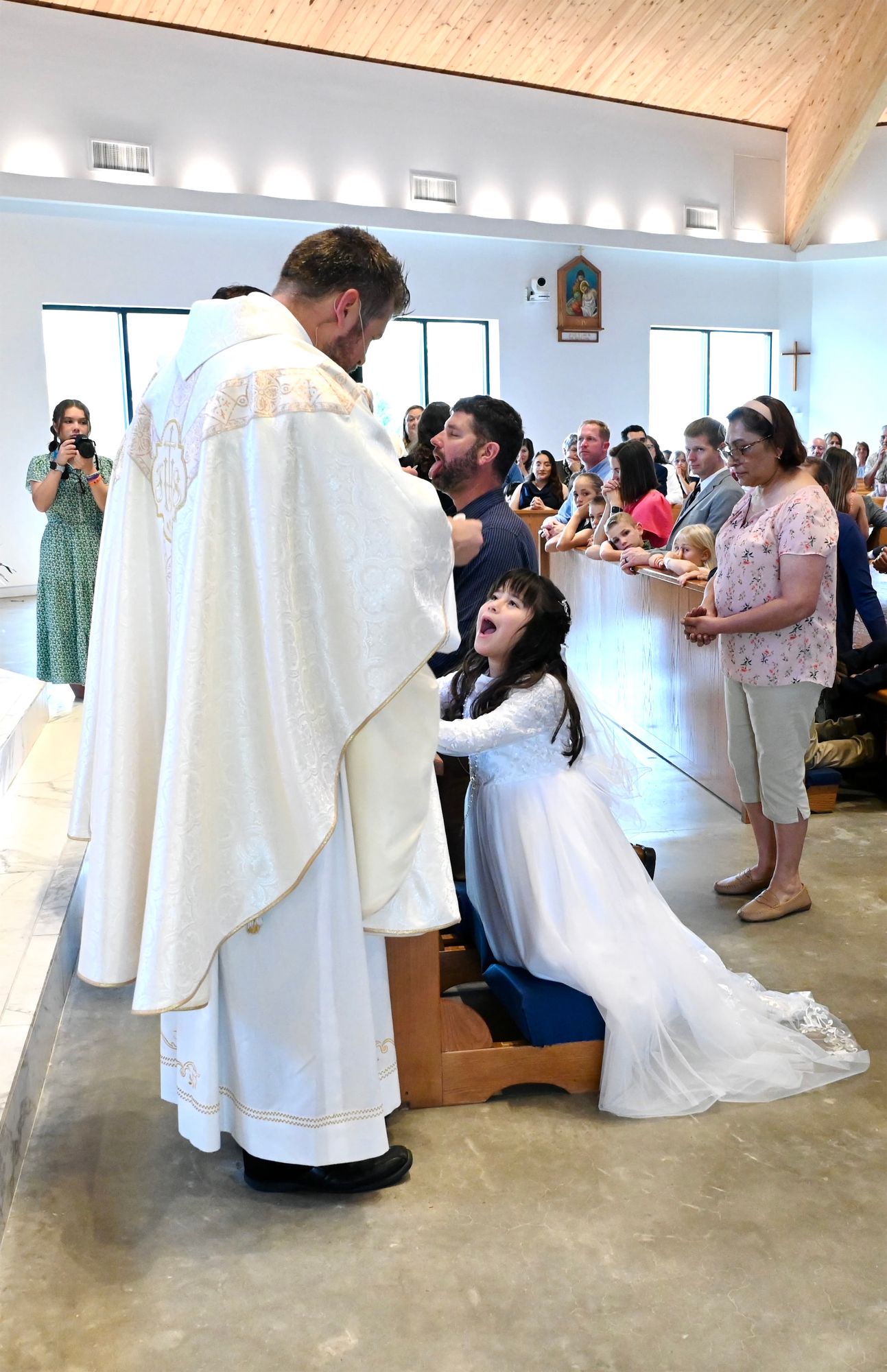 2025-04-05-first-communion-mass-0689.jpg