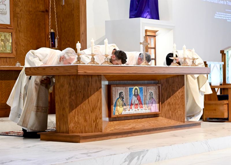 2025-04-05-first-communion-mass-0706.jpg