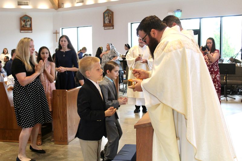 2025-04-05-first-communion-mass-0708.jpg