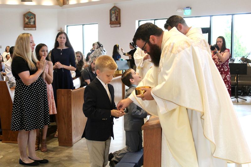 2025-04-05-first-communion-mass-0709.jpg