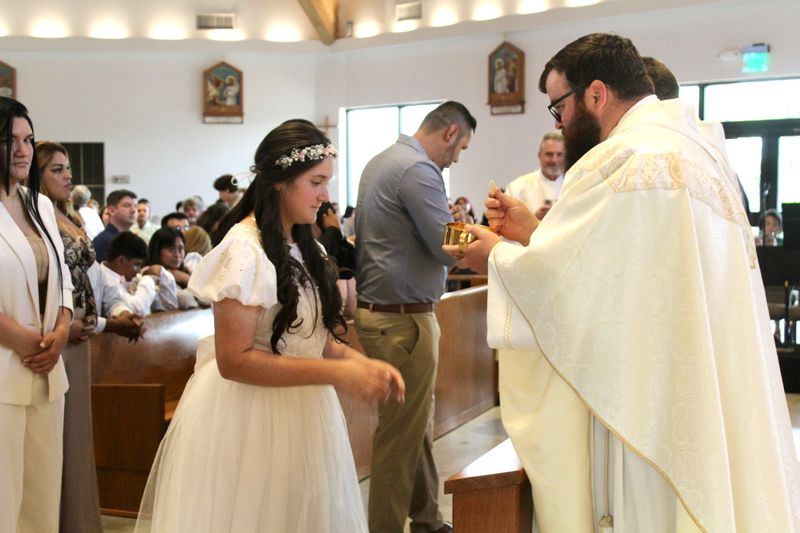 2025-04-05-first-communion-mass-0735.jpg