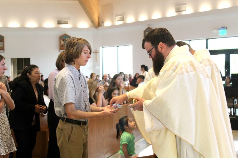 2025-04-05-first-communion-mass-0738.jpg