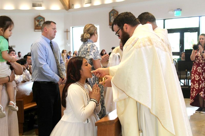 2025-04-05-first-communion-mass-0746.jpg
