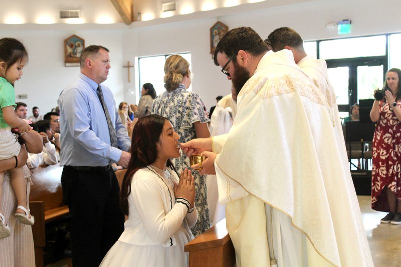 2025-04-05-first-communion-mass-0747.jpg