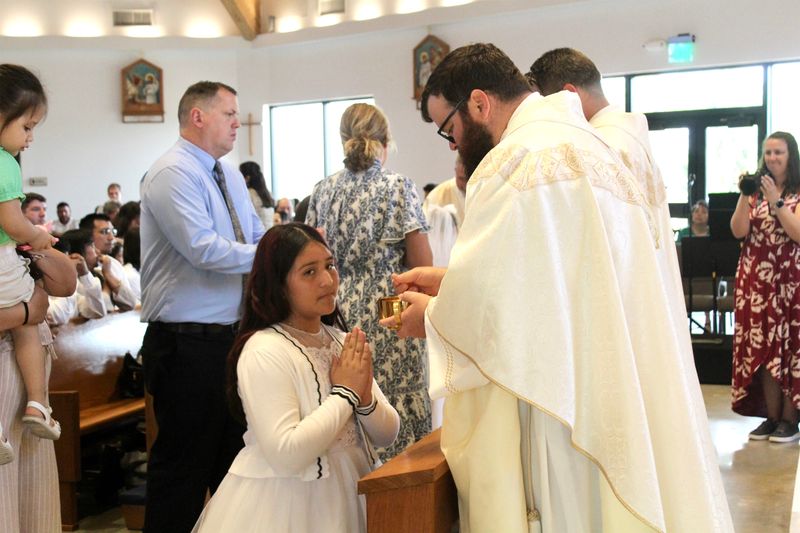 2025-04-05-first-communion-mass-0748.jpg