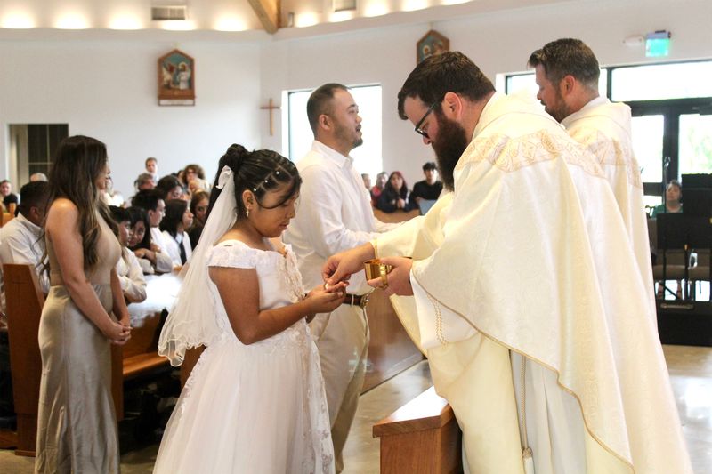 2025-04-05-first-communion-mass-0751.jpg
