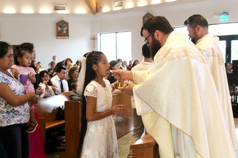 2025-04-05-first-communion-mass-0754.jpg