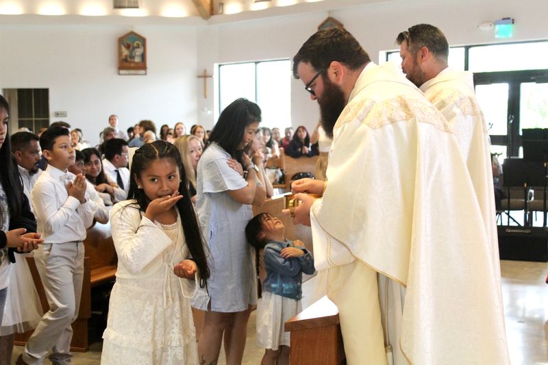 2025-04-05-first-communion-mass-0768.jpg