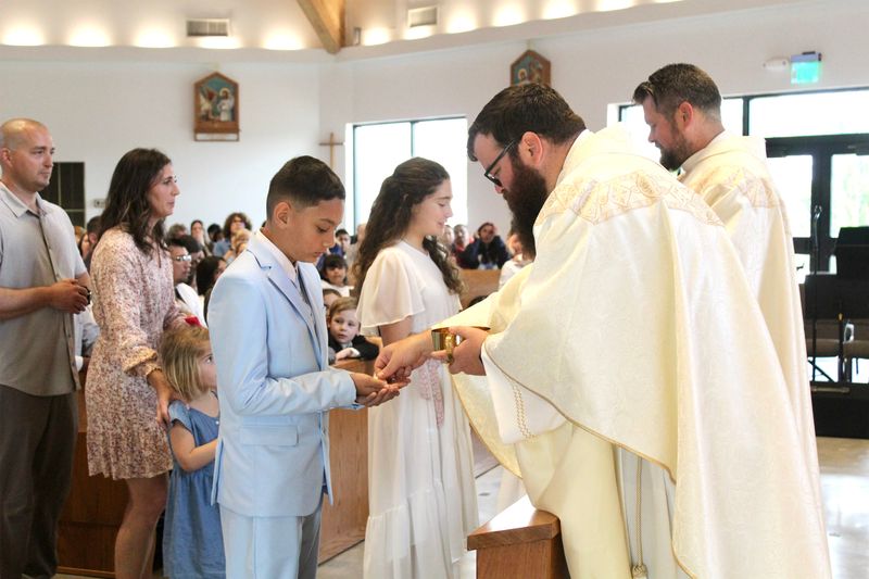 2025-04-05-first-communion-mass-0777.jpg