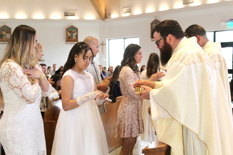 2025-04-05-first-communion-mass-0784.jpg