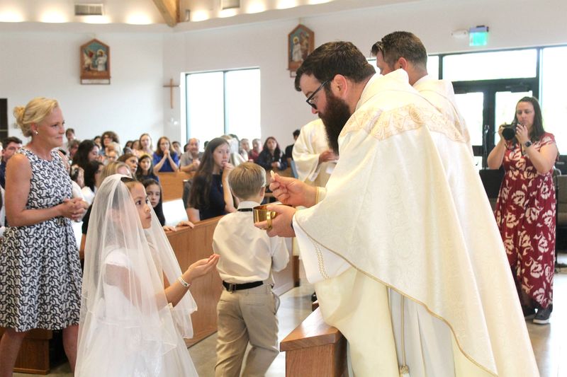 2025-04-05-first-communion-mass-0803.jpg