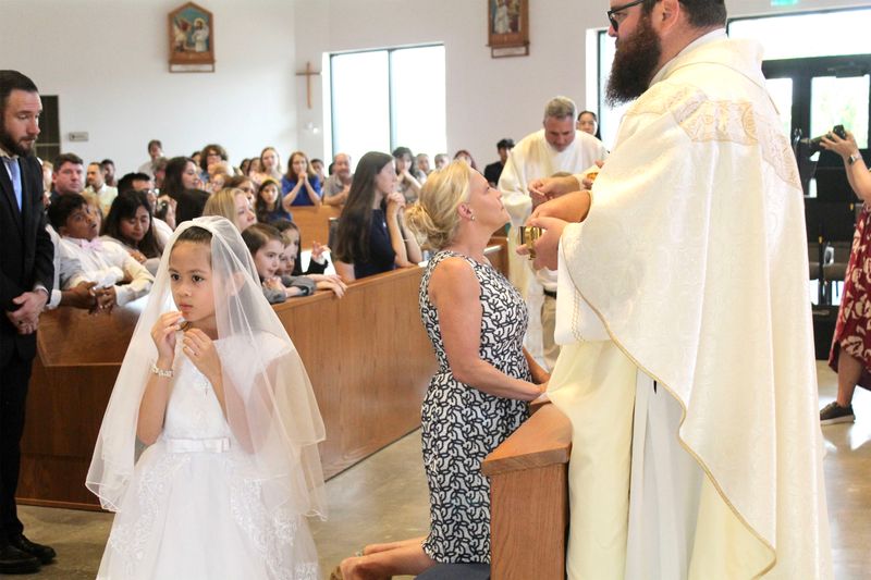 2025-04-05-first-communion-mass-0807.jpg
