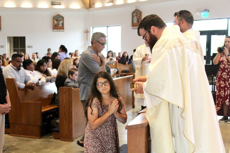 2025-04-05-first-communion-mass-0809.jpg