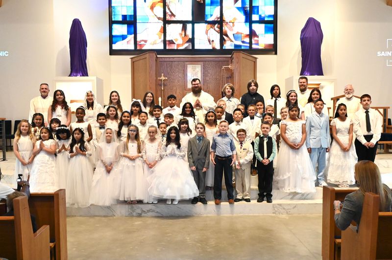 2025-04-05-first-communion-portraits-0002.jpg