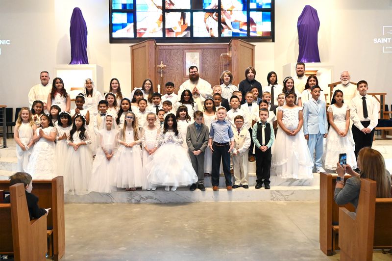2025-04-05-first-communion-portraits-0003.jpg
