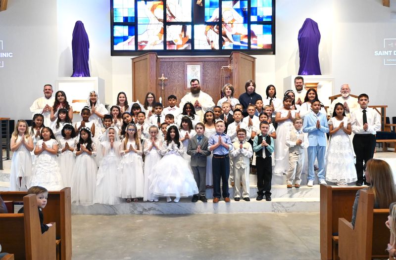 2025-04-05-first-communion-portraits-0005.jpg