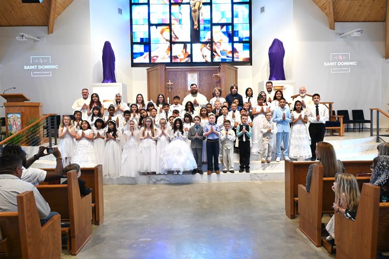2025-04-05-first-communion-portraits-0008.jpg