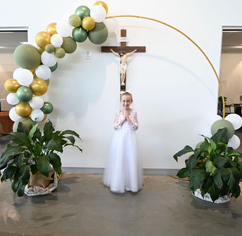 2025-04-05-first-communion-portraits-0009.jpg
