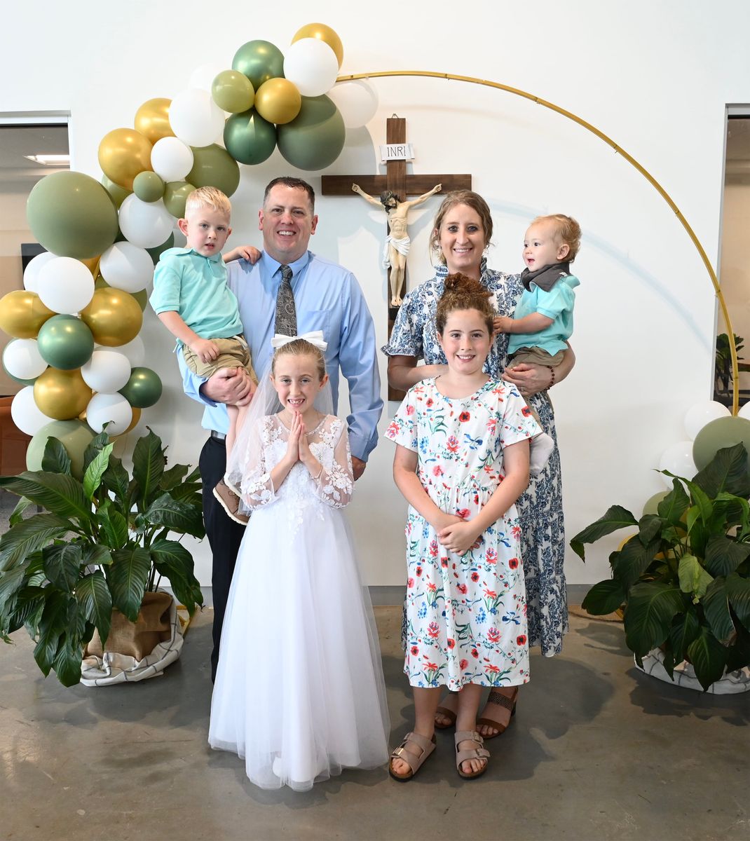 2025-04-05-first-communion-portraits-0014.jpg