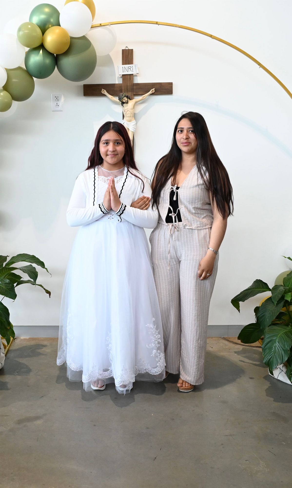 2025-04-05-first-communion-portraits-0022.jpg