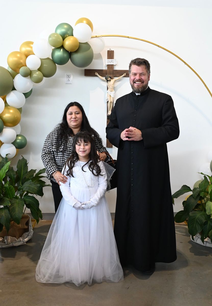 2025-04-05-first-communion-portraits-0048.jpg