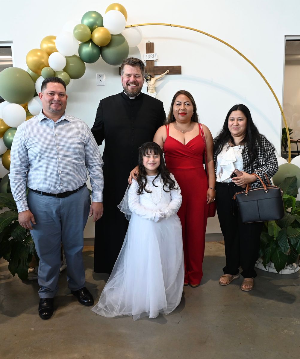 2025-04-05-first-communion-portraits-0049.jpg