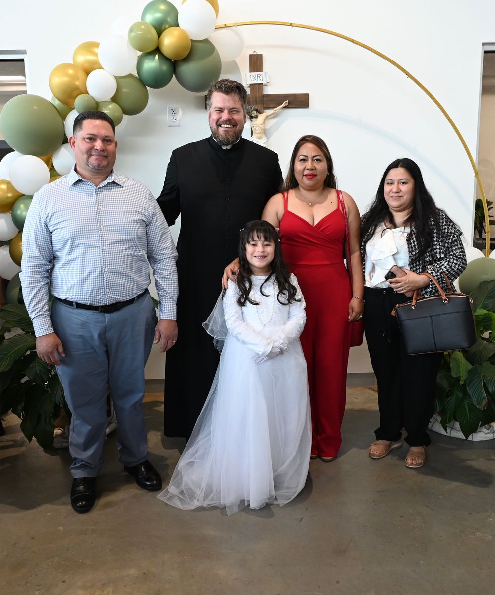 2025-04-05-first-communion-portraits-0051.jpg