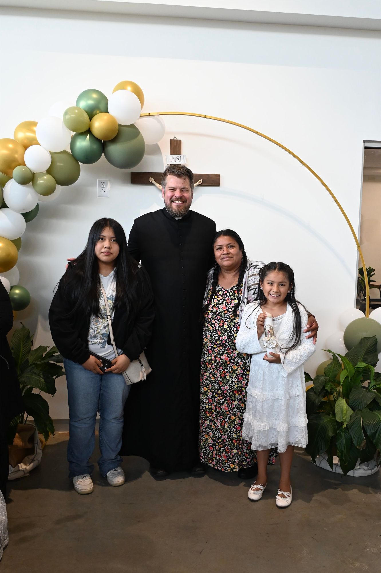 2025-04-05-first-communion-portraits-0075.jpg