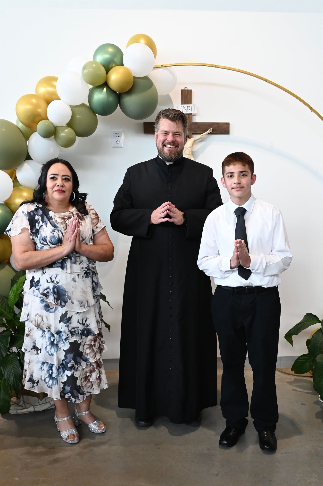 2025-04-05-first-communion-portraits-0107.jpg