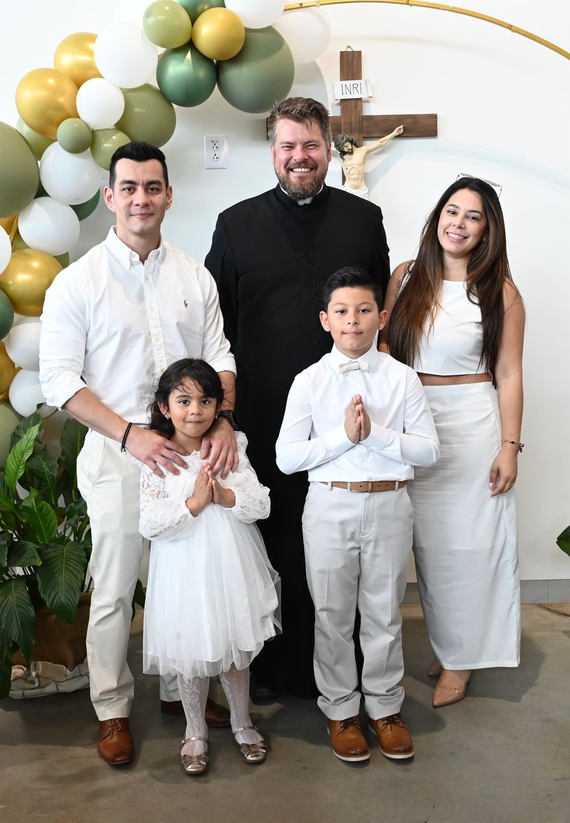 2025-04-05-first-communion-portraits-0130.jpg