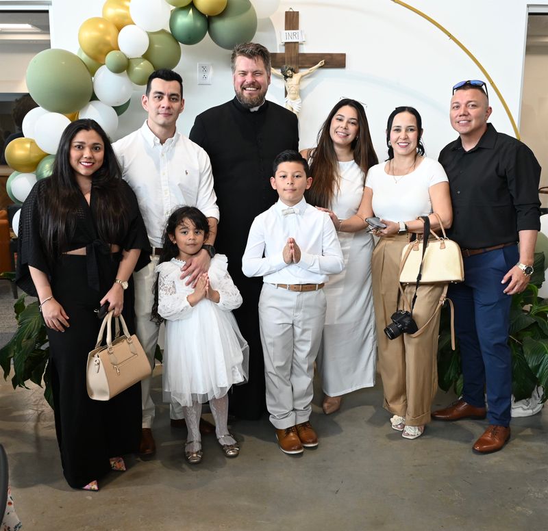 2025-04-05-first-communion-portraits-0135.jpg