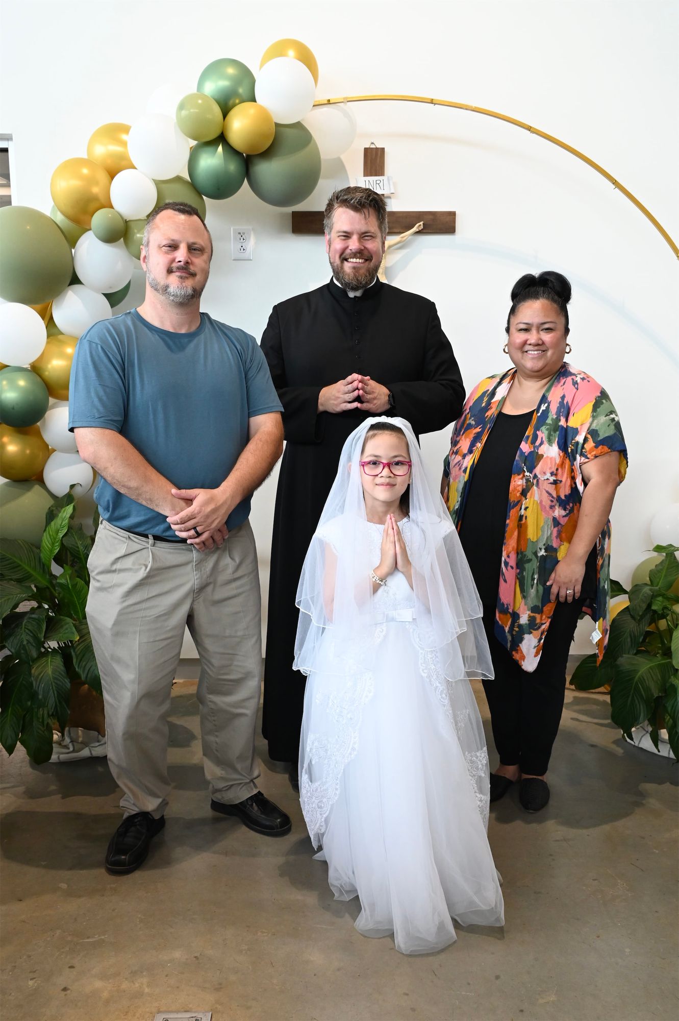 2025-04-05-first-communion-portraits-0141.jpg