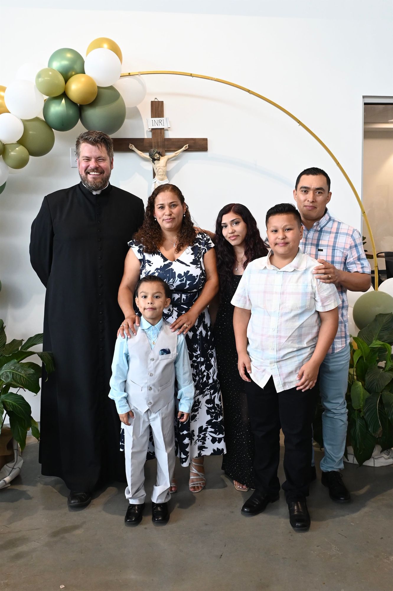 2025-04-05-first-communion-portraits-0160.jpg