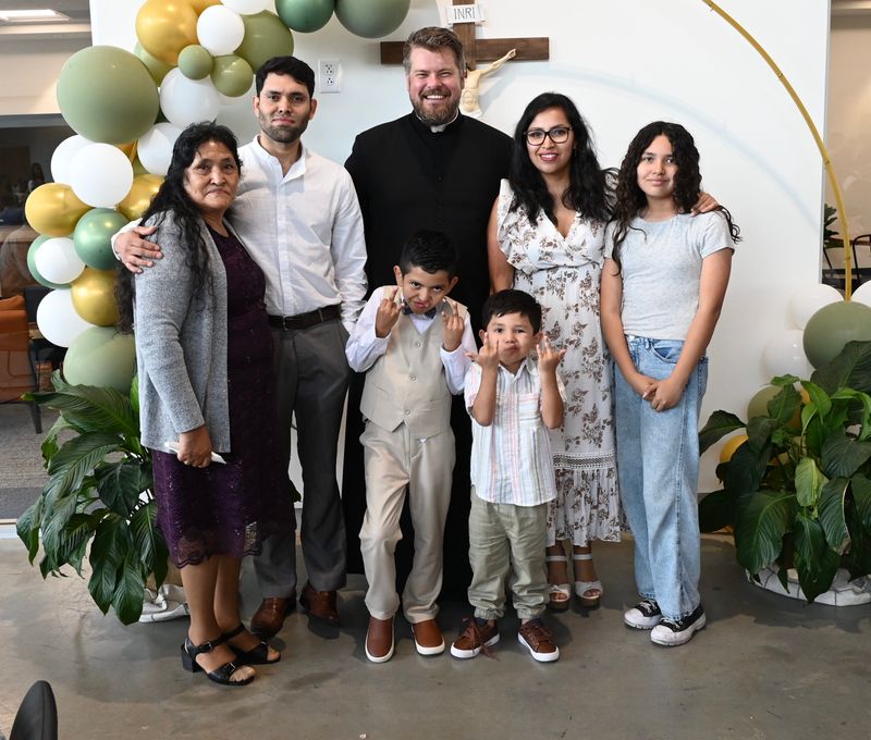 2025-04-05-first-communion-portraits-0178.jpg
