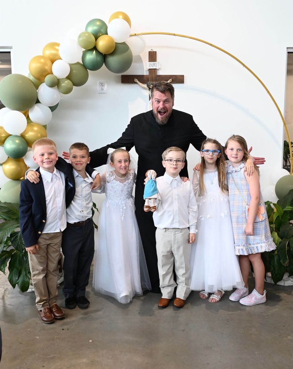 2025-04-05-first-communion-portraits-0195.jpg