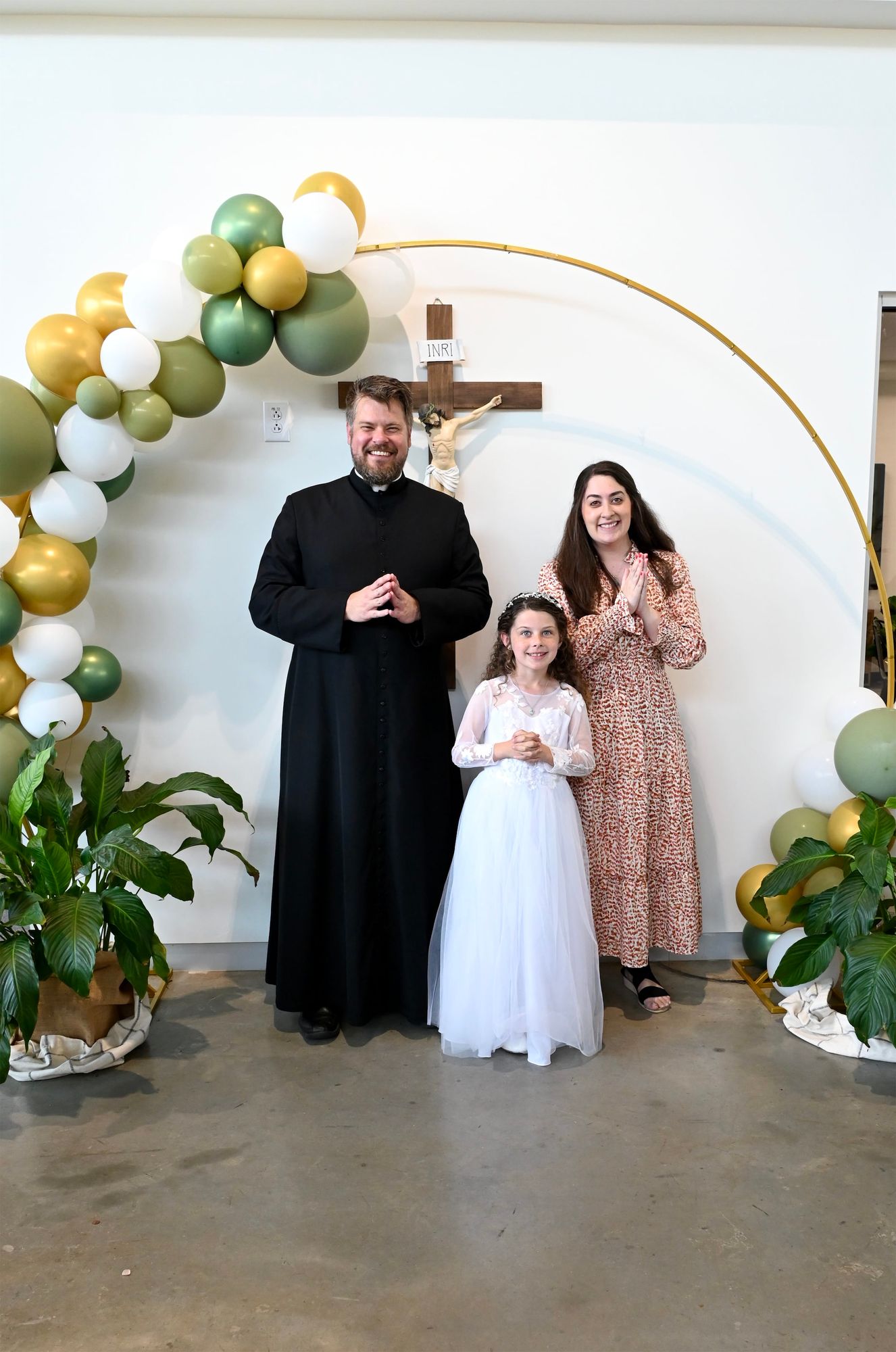 2025-04-05-first-communion-portraits-0210.jpg